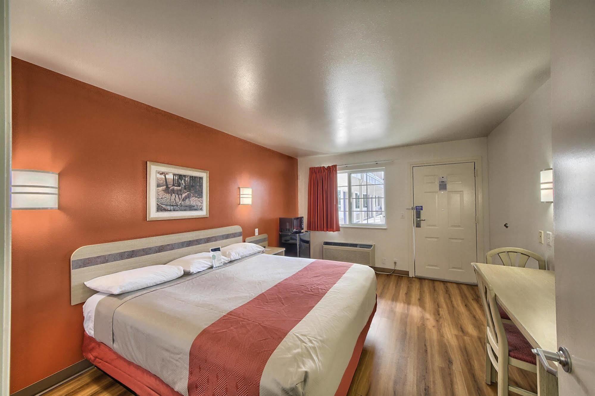 Motel 6-Kerrville, Tx Dış mekan fotoğraf