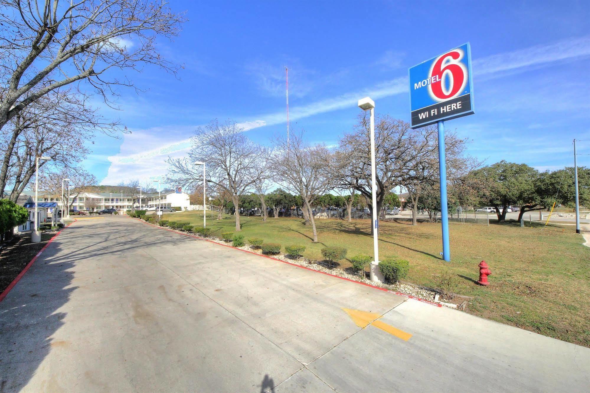 Motel 6-Kerrville, Tx Dış mekan fotoğraf