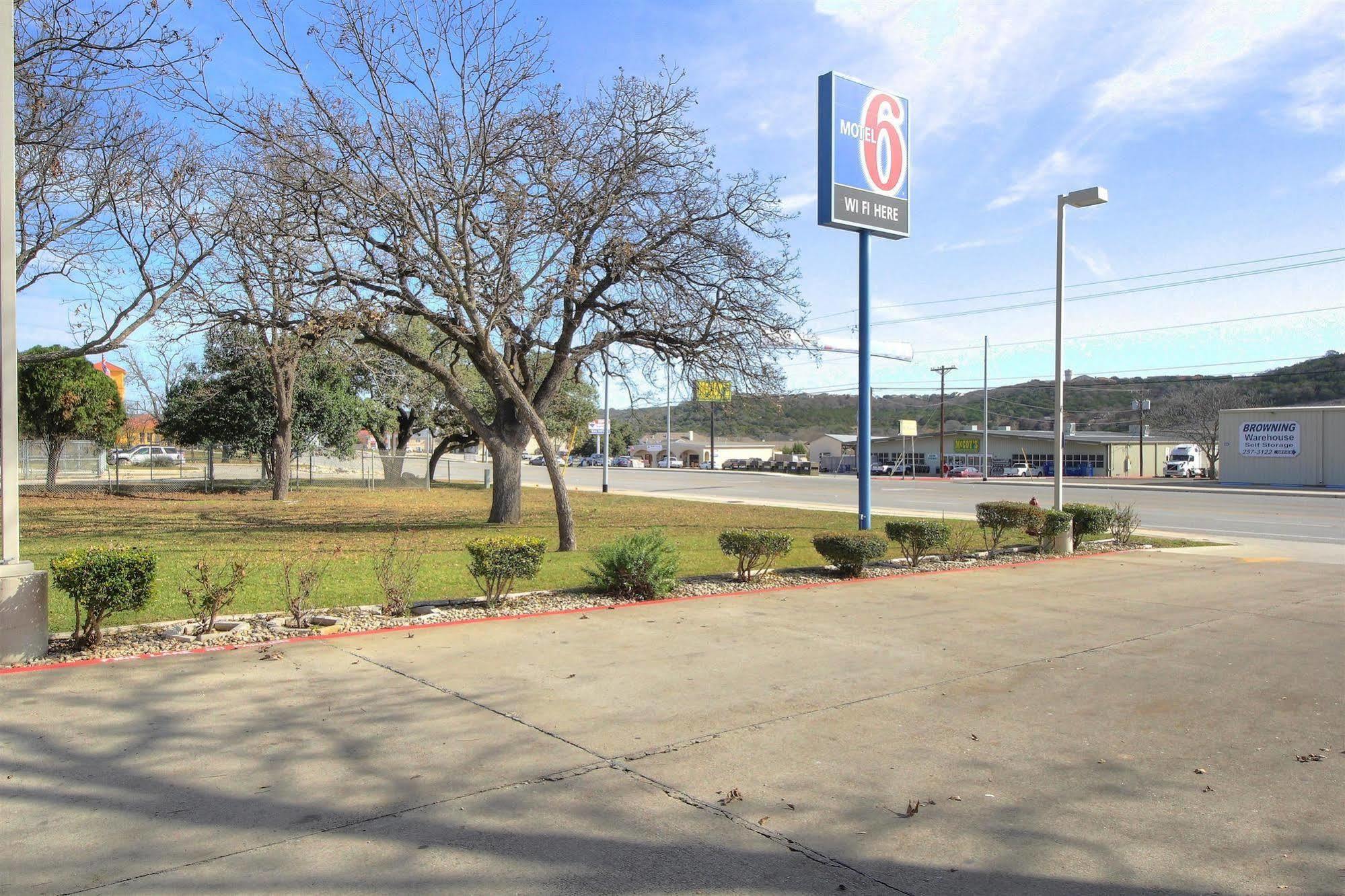 Motel 6-Kerrville, Tx Dış mekan fotoğraf