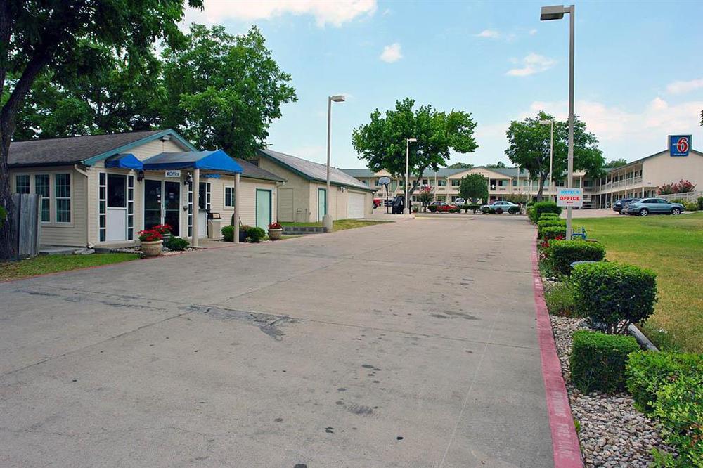 Motel 6-Kerrville, Tx Dış mekan fotoğraf